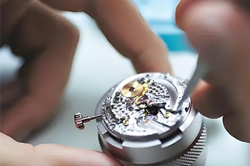 江诗丹顿表维修点武汉店地址查询